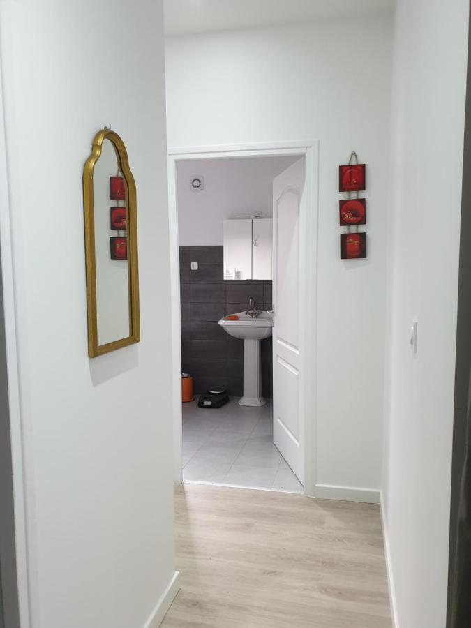 Appartement Hyper-Centre Epernay Avec Sauna Et Parking Prive Exterior photo