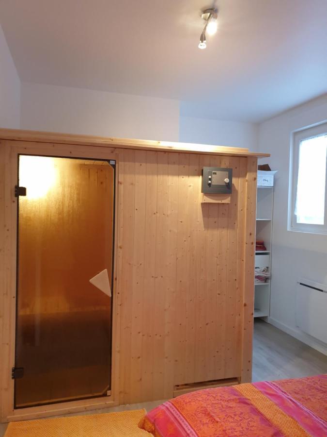 Appartement Hyper-Centre Epernay Avec Sauna Et Parking Prive Exterior photo