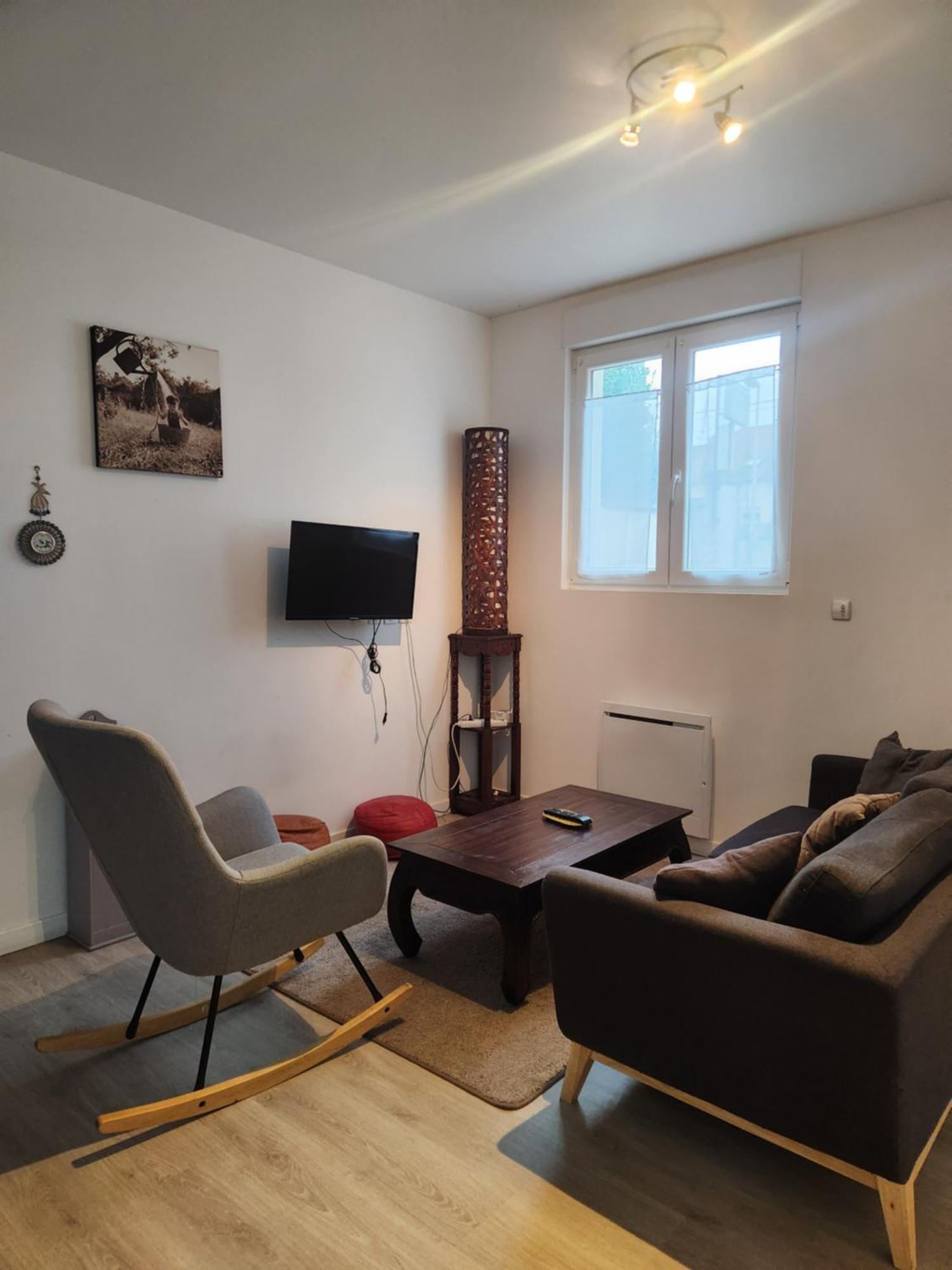Appartement Hyper-Centre Epernay Avec Sauna Et Parking Prive Exterior photo